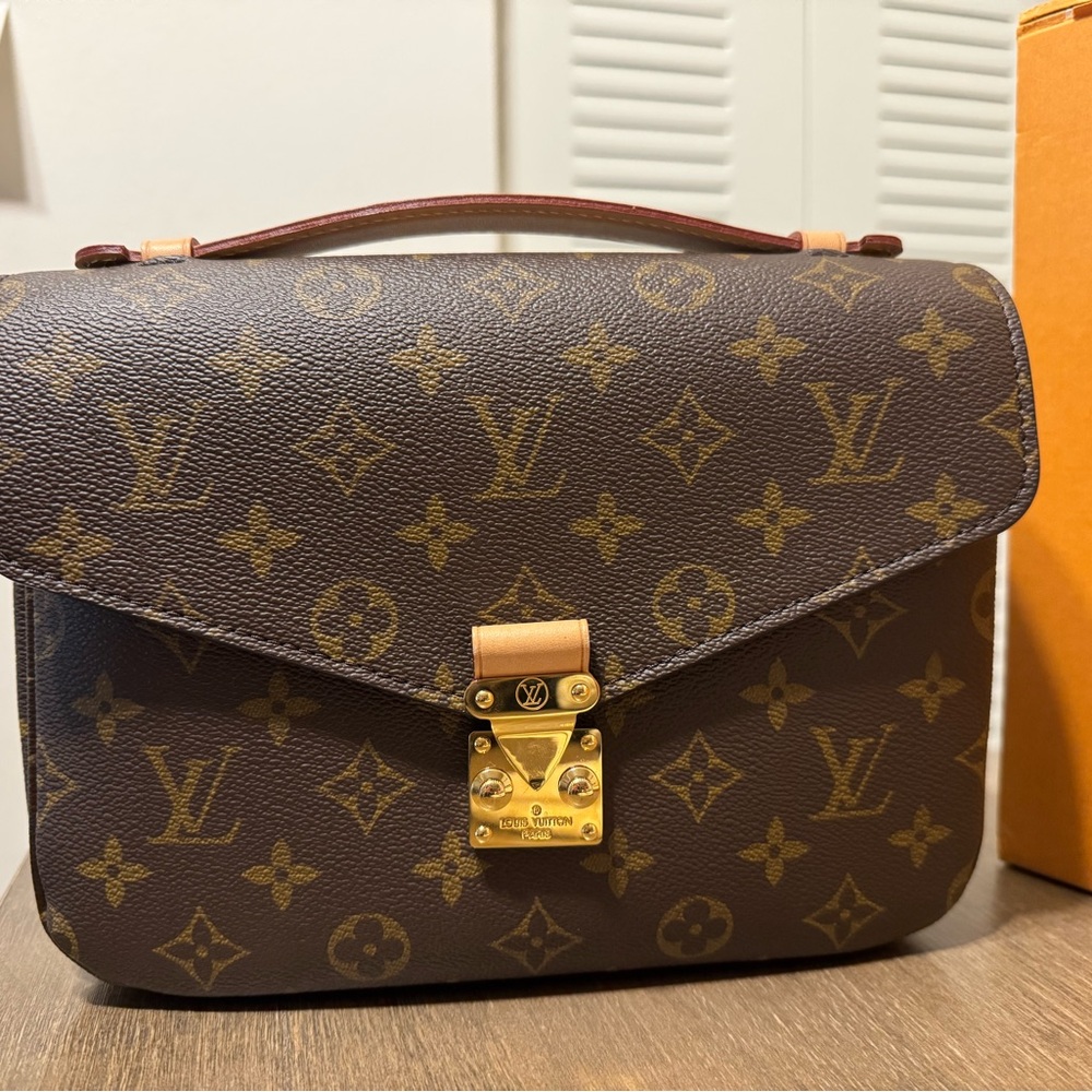 Louis Vuitton Monogram Clutch with Gold Hardware